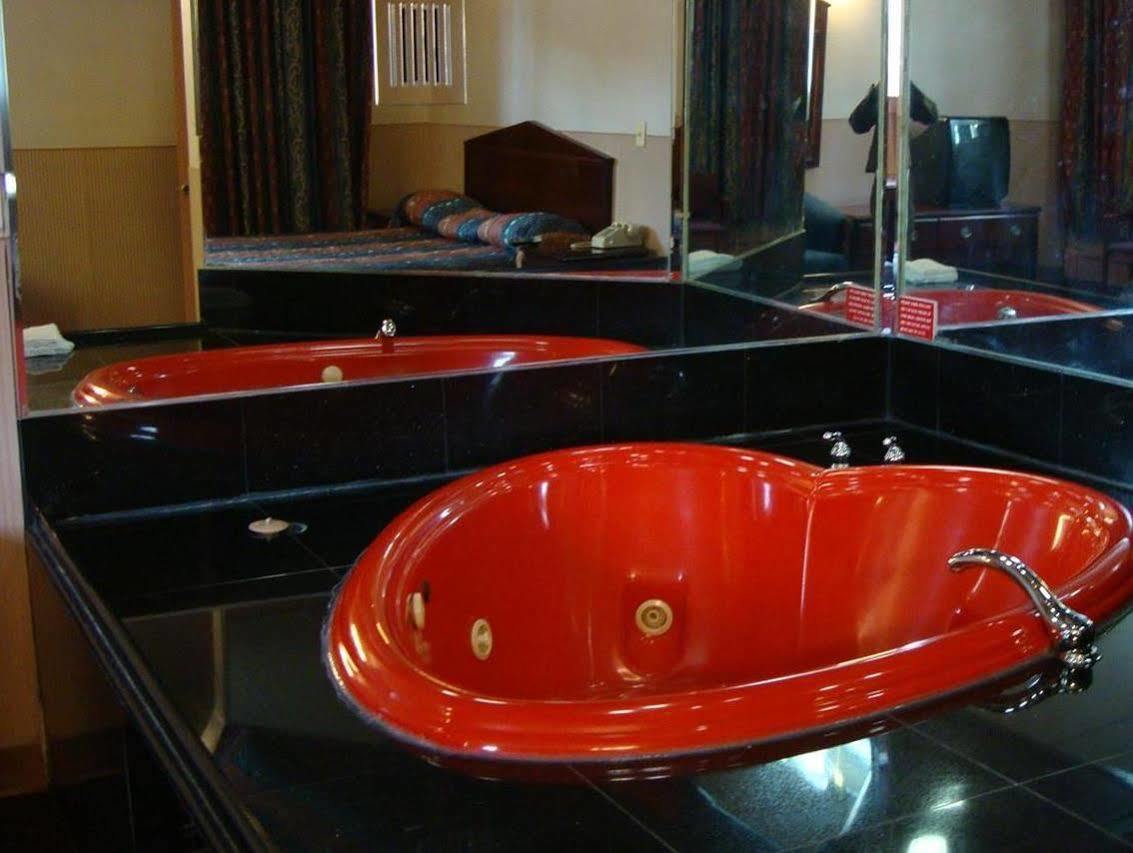 Riviera Motor Inn Brooklyn New York Luaran gambar