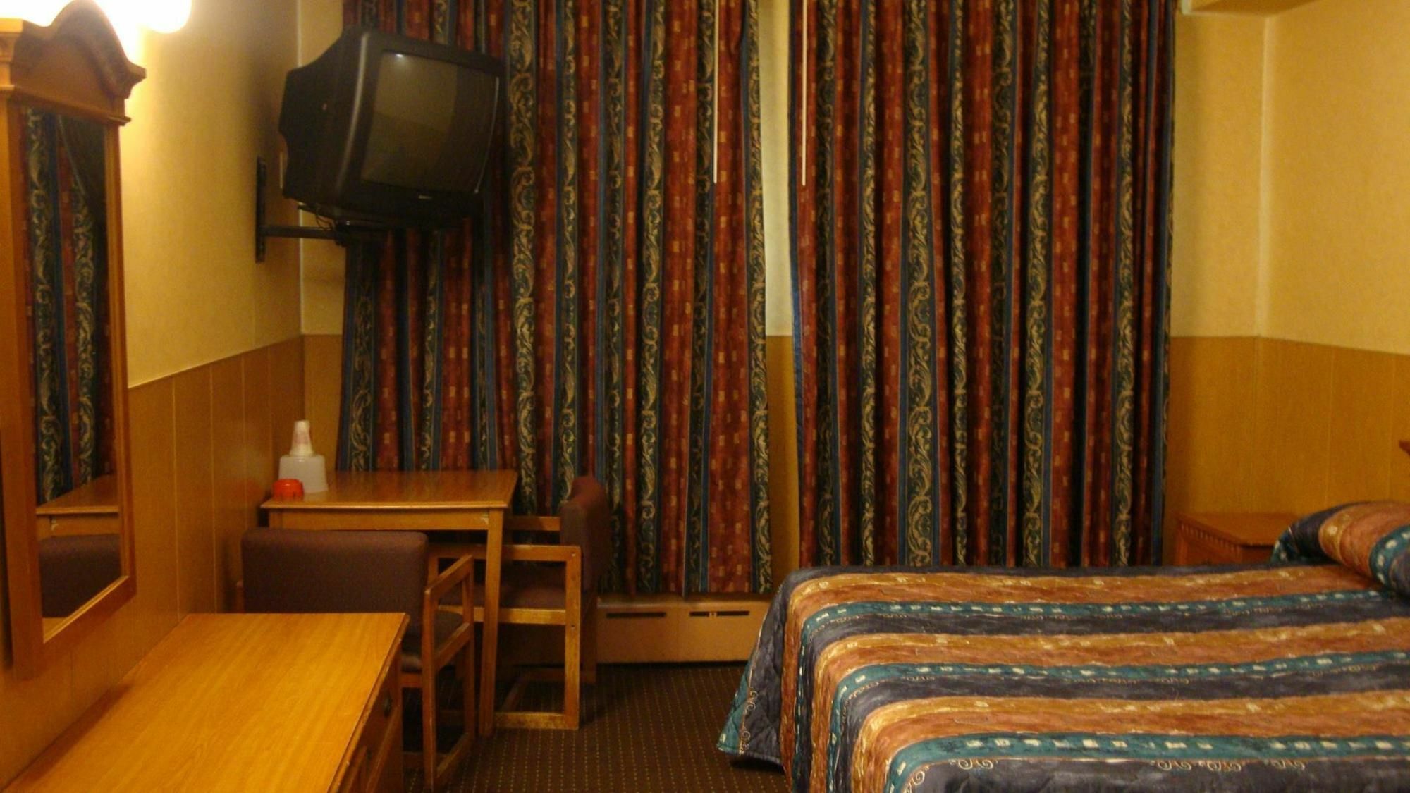 Riviera Motor Inn Brooklyn New York Bilik gambar